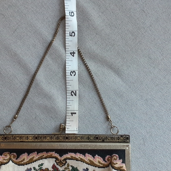 Vintage cross-stitch, carpet bag - Picture 5 of 9